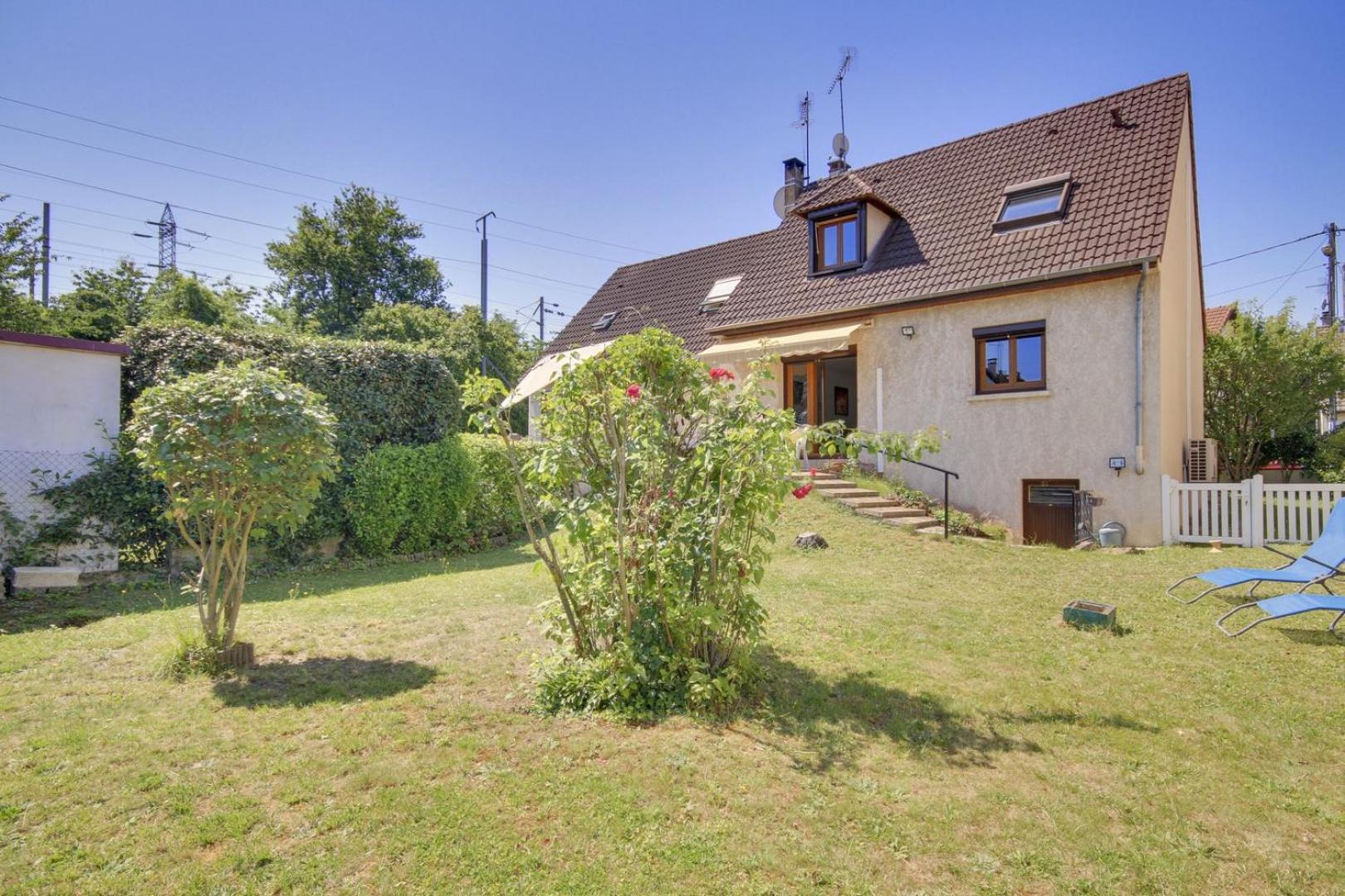 Authentique Demeure Familiale A Neuilly-Sur-Marne Hotel ภายนอก รูปภาพ